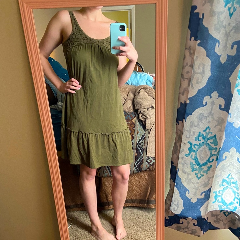 Army green casual, loose/flowy dress size XS